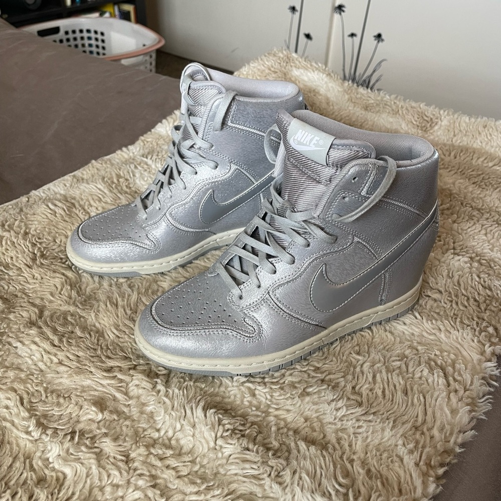 Nike Dunk Sky Hi Cut Out Premium Metallic